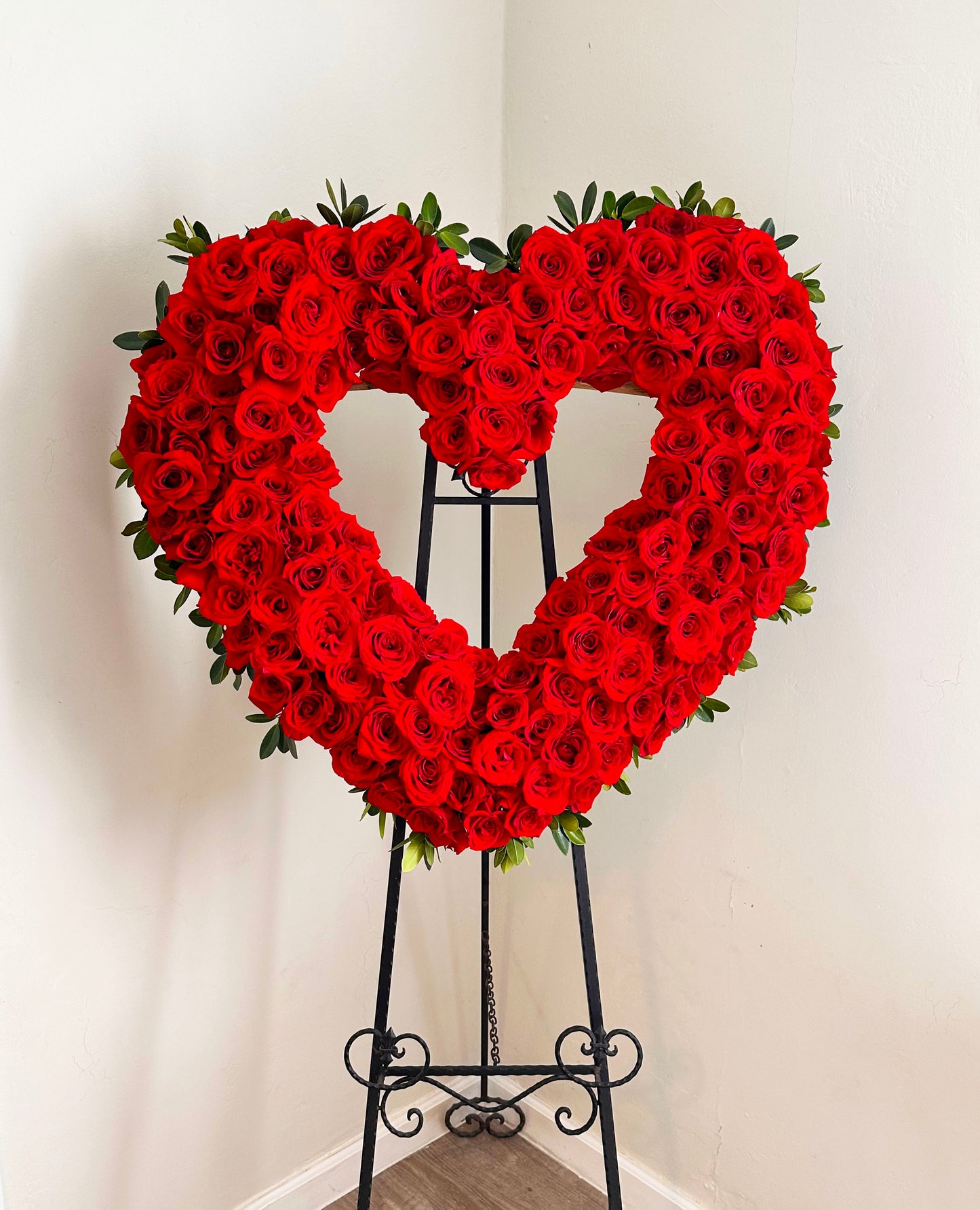 Signature Luxe Rose Wreath - Large