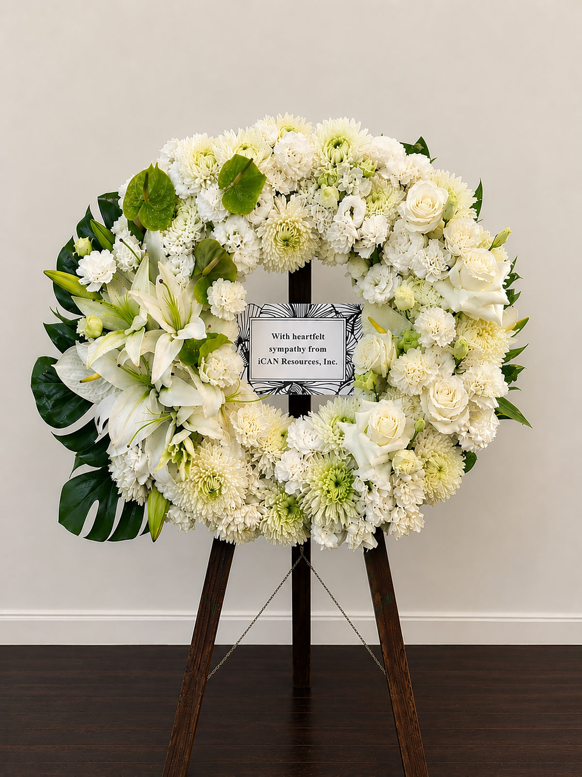 Classic White Large Wreath D
